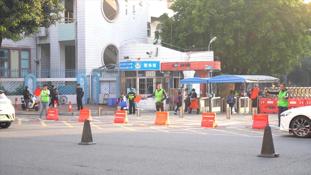 护学岗2.jpg