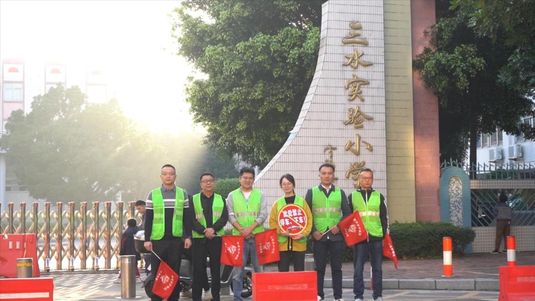 护学岗1.jpg